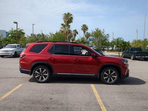 2025 Honda Pilot Touring 8-Passenger