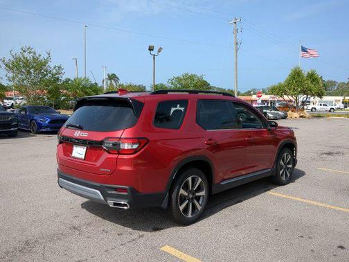 2025 Honda Pilot Touring 8-Passenger
