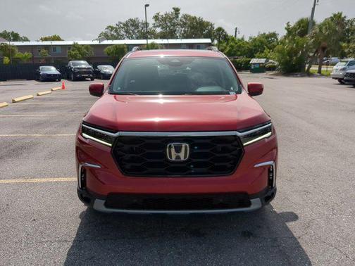 2025 Honda Pilot Touring 8-Passenger