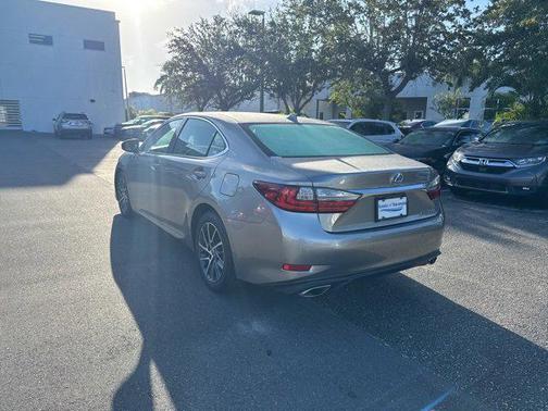 2016 Lexus ES 350 Base