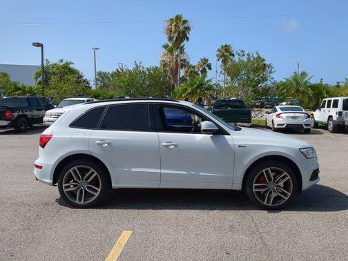 2016 Audi SQ5 3.0T Premium Plus