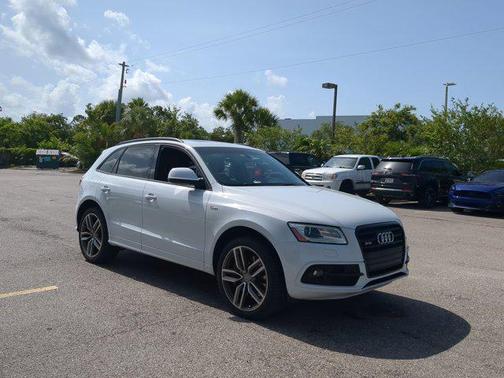 2016 Audi SQ5 3.0T Premium Plus