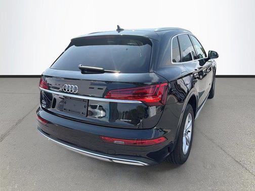 2022 Audi Q5 40 Premium