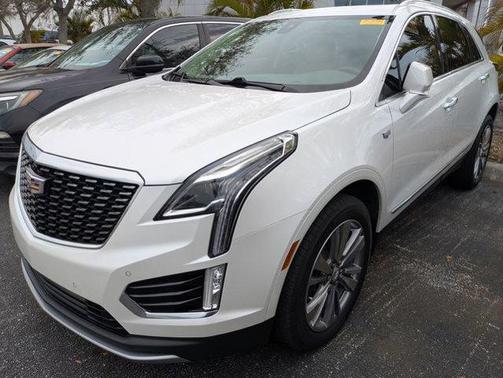 2022 Cadillac XT5 Premium Luxury