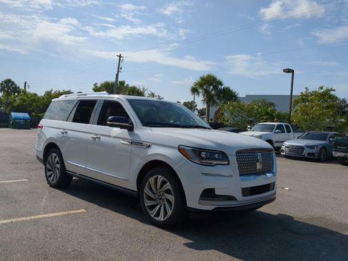 2023 Lincoln Navigator Reserve