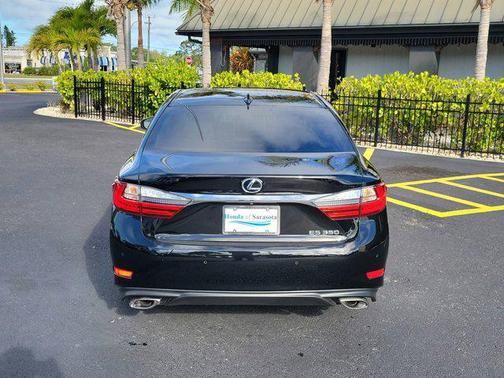 Obsidian 2018 Lexus ES 350 Base