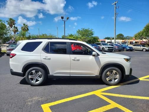Platinum White 2026 Honda Pilot EX-L