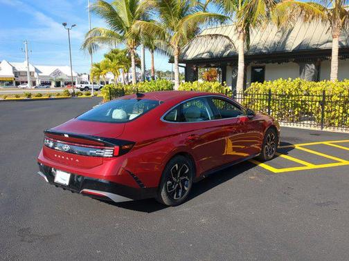 2024 Hyundai SONATA SEL