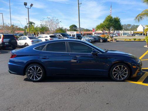 2022 Hyundai SONATA Limited