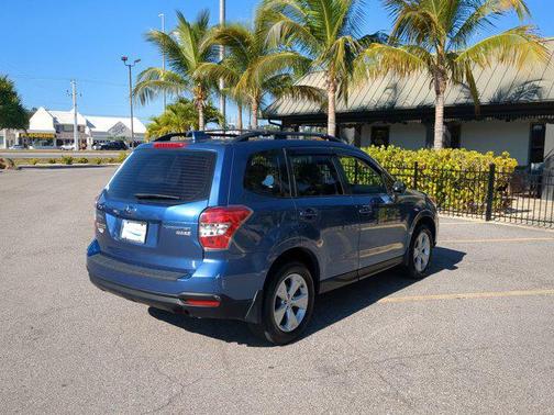 2016 Subaru Forester 2.5i