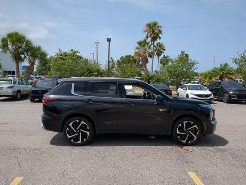 2023 Mitsubishi Outlander PHEV 40th Anniversary S-AWC