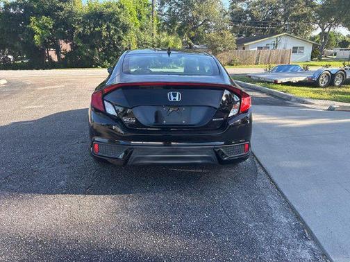 2020 Honda Civic Touring
