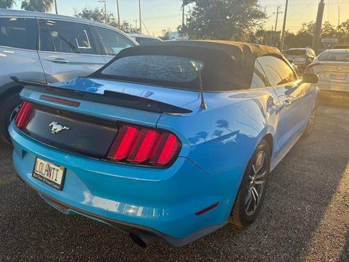 2017 Ford Mustang EcoBoost Premium
