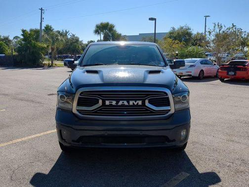 2018 RAM 1500 Limited Crew Cab 4x4 5'7' Box