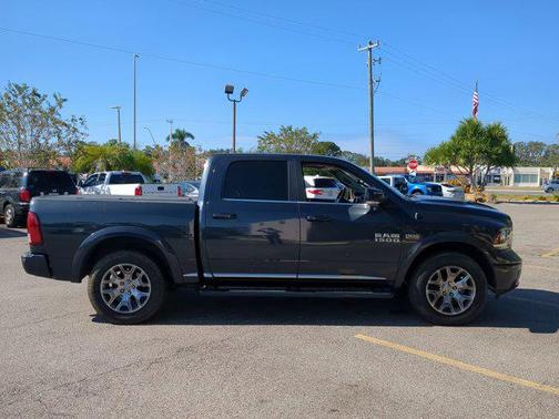 2018 RAM 1500 Limited Crew Cab 4x4 5'7' Box