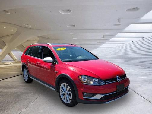 2017 Volkswagen Golf Alltrack TSI SE