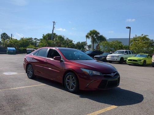 2015 Toyota Camry SE