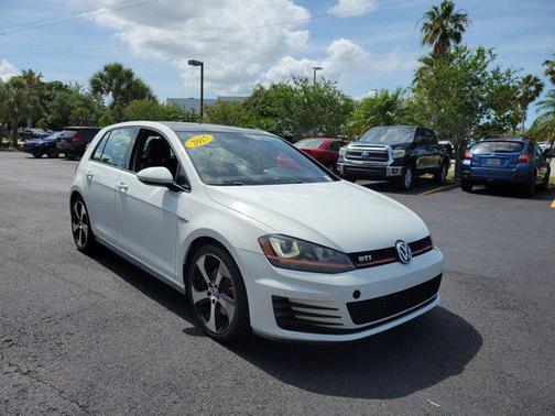Pure White 2015 Volkswagen Golf GTI 2.0T SE 4-Door