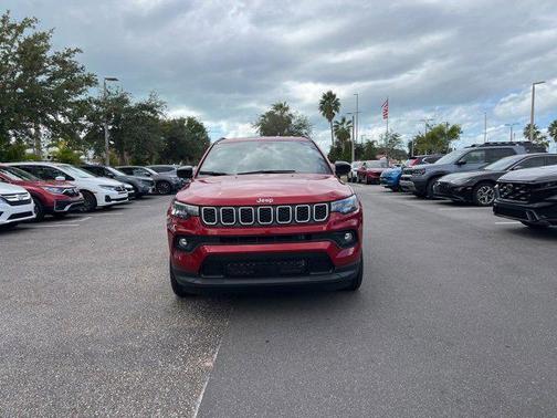 2025 Jeep Compass Latitude