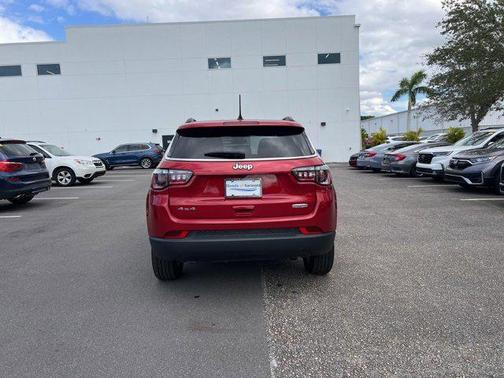 2025 Jeep Compass Latitude