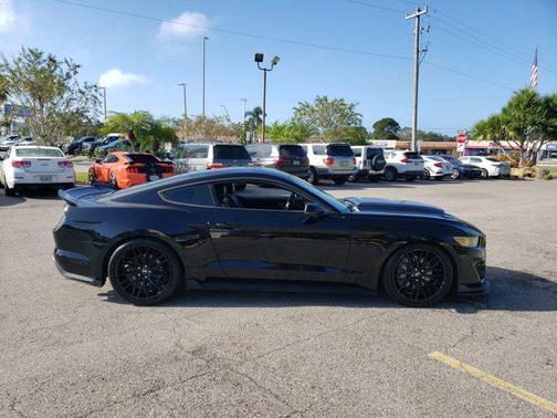 2017 Ford Mustang GT Premium