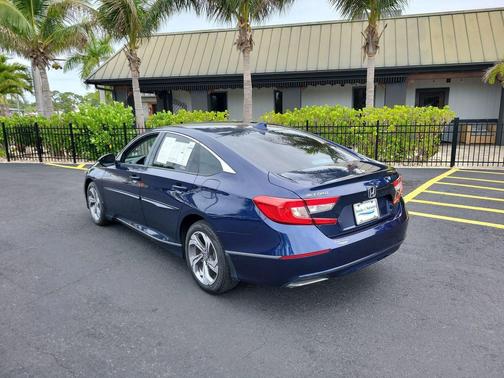 Obsidian Blue Pearl 2020 Honda Accord EX-L 1.5T