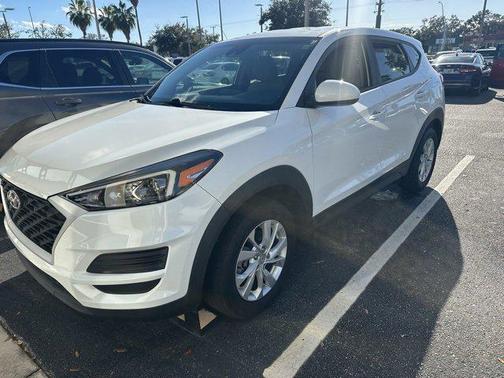 2021 Hyundai TUCSON SE