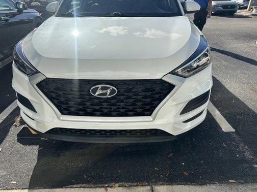 2021 Hyundai TUCSON SE