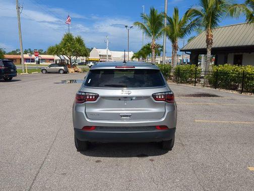 2023 Jeep Compass Sport