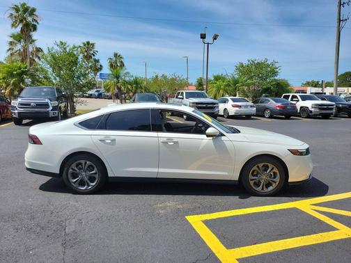 Platinum 2024 Honda Accord EX