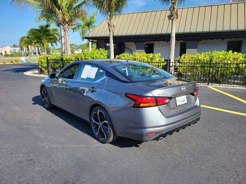 Gun Metallic 2024 Nissan Altima SR FWD