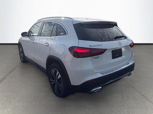 2025 Mercedes-Benz GLA 250 4MATIC