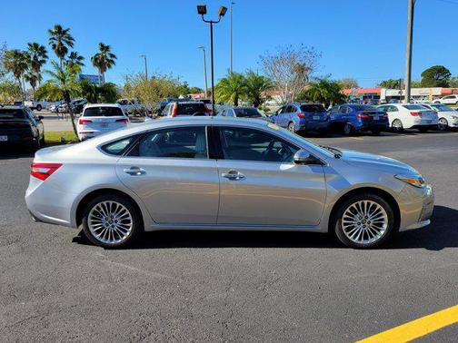 2017 Toyota Avalon Limited
