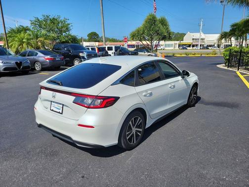 Platinum White Pearl 2024 Honda Civic LX