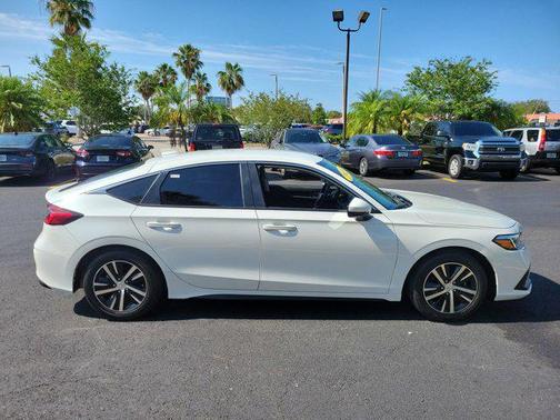 Platinum White Pearl 2024 Honda Civic LX