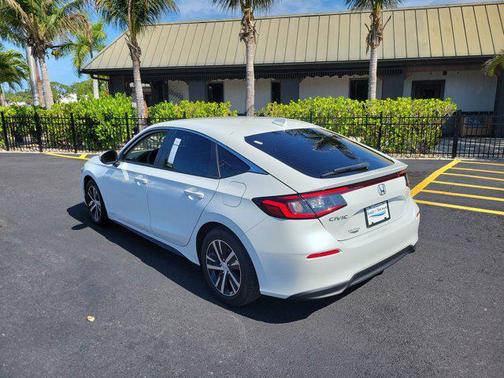Platinum White Pearl 2024 Honda Civic LX