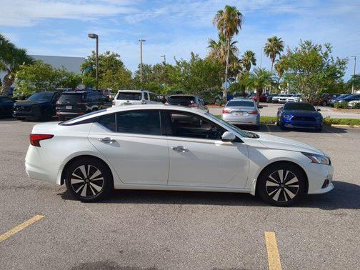 2019 Nissan Altima 2.5 SV