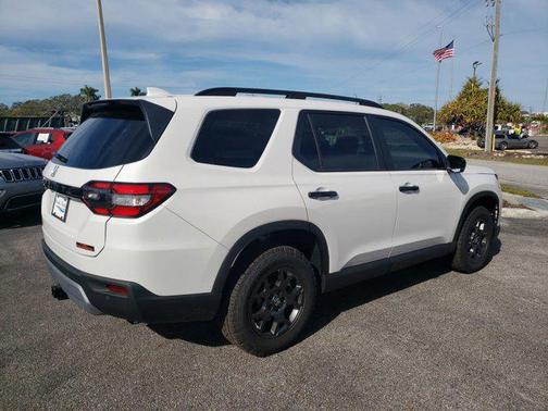 2025 Honda Pilot TrailSport