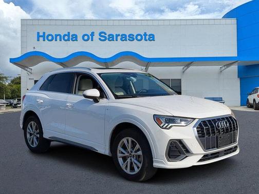 2023 Audi Q3 Premium 45 TFSI S line quattro Tiptronic
