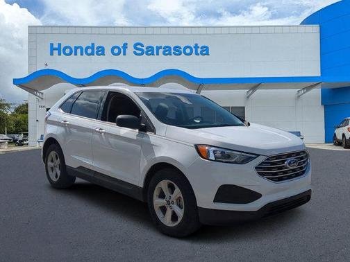 2020 Ford Edge SE