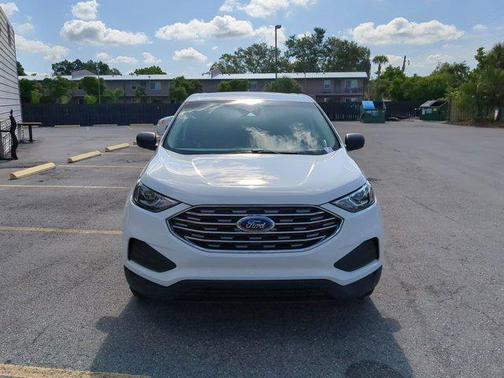 2020 Ford Edge SE