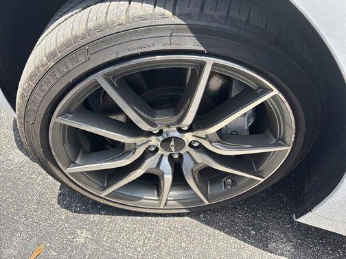 2024 Genesis G70 2.5T RWD
