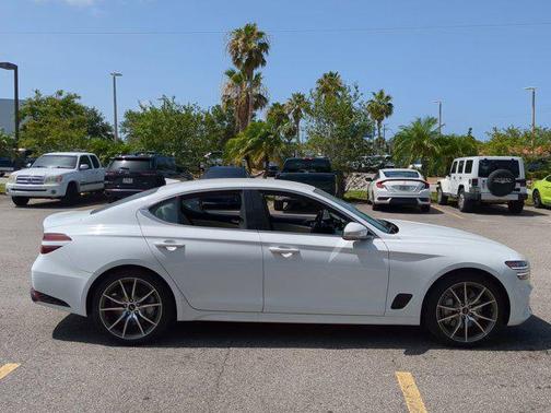 2024 Genesis G70 2.5T RWD