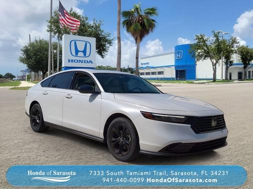 Platinum White Pearl 2025 Honda Accord SE