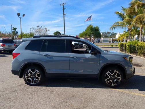 2023 Honda Passport AWD Elite