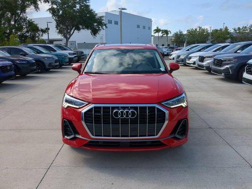 2023 Audi Q3 Premium 45 TFSI S line quattro Tiptronic