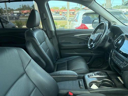 2022 Honda Pilot 2WD Special Edition