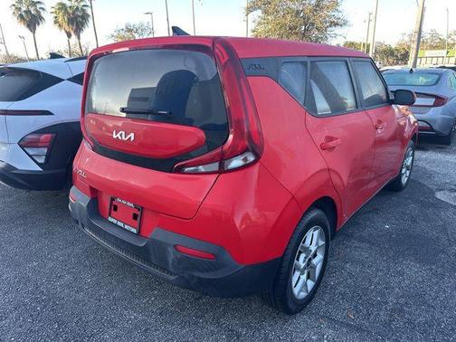 2022 Kia Soul LX