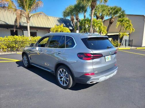 2025 BMW X5 xDrive40i