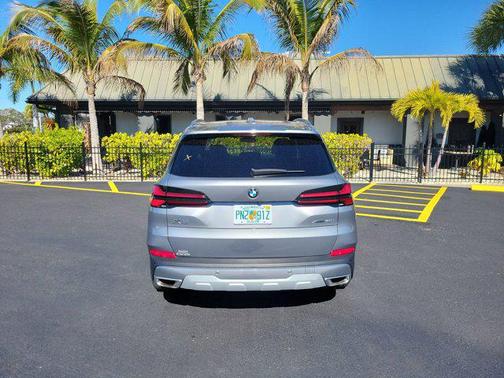 2025 BMW X5 xDrive40i